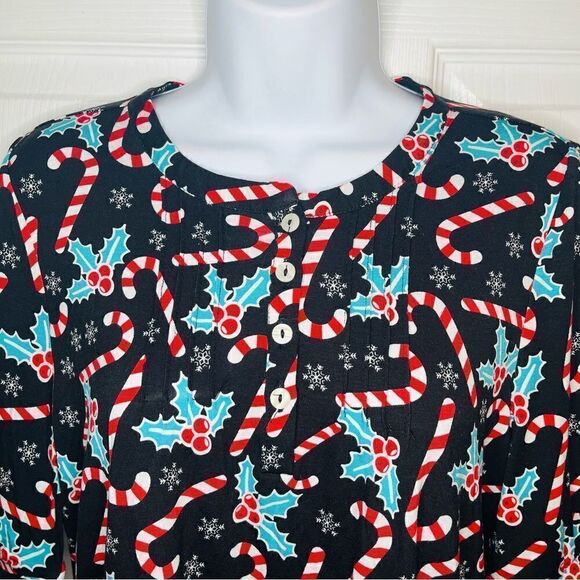 Modcloth Winning Them Over Short Sleeve Holiday Top Black Candy Cane M NWT - Picture 3 of 9